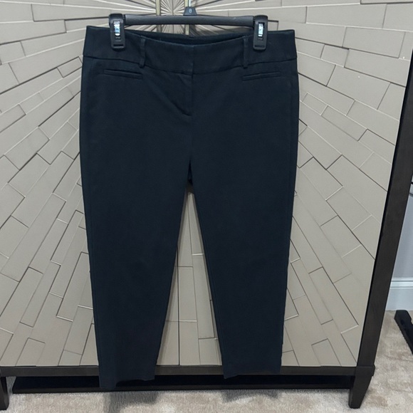 Classic Black Women's Ankle pants - Picture 1 of 3
